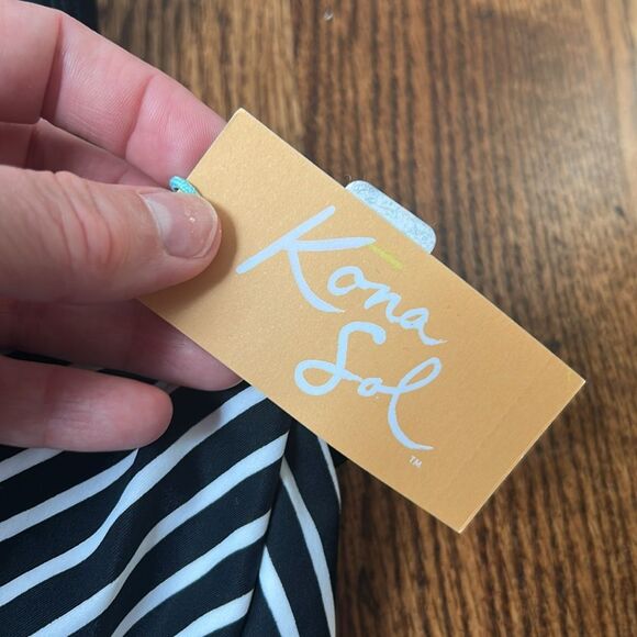 Kona Sol Black and White Striped Bikini Set Size Medium New with Tags - Picture 5 of 6